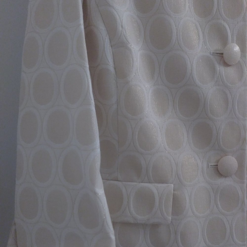 Ivory and Gold 2 Piece Evan Picone Suit Size 14P